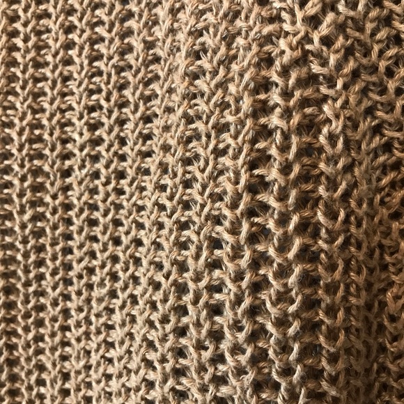 Relaxed-fit Linen Beach Sweater in Light Walnut - Picture 5 of 7